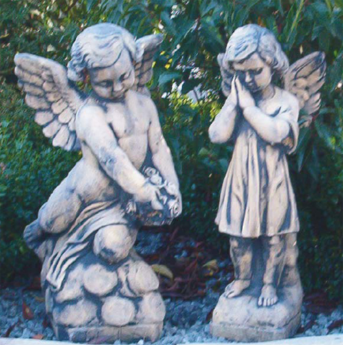 Engel schuin en engel klein